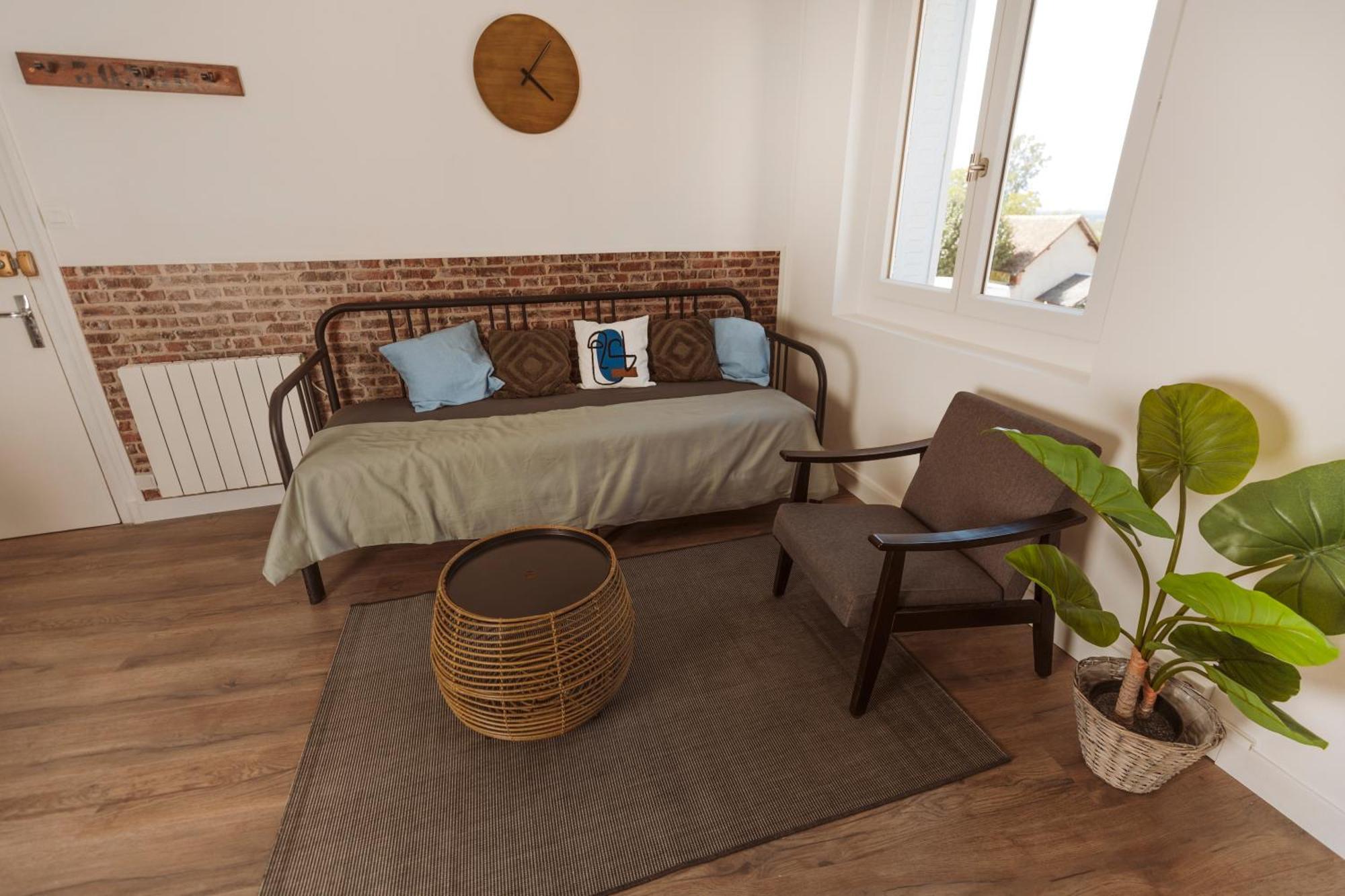 Bel Appartement 35 M 1Er Etage エヴォー・レ・バン エクステリア 写真